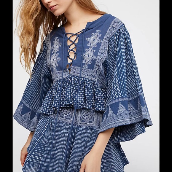 Free People Tops - Free People Santorini Lace Up Heavily Embroidered Ruffle Hem Sleeve Crop Top XS